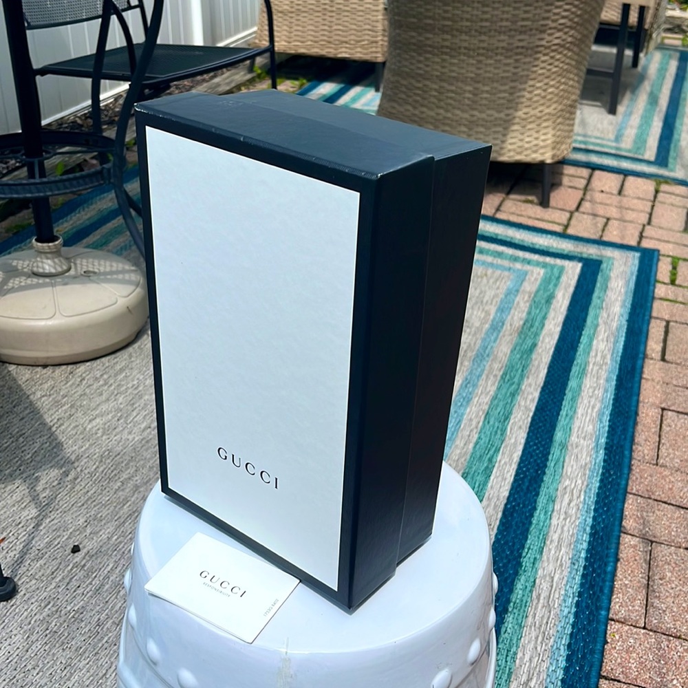 GUCCI | Shoe Box Black & White - Picture 3 of 4
